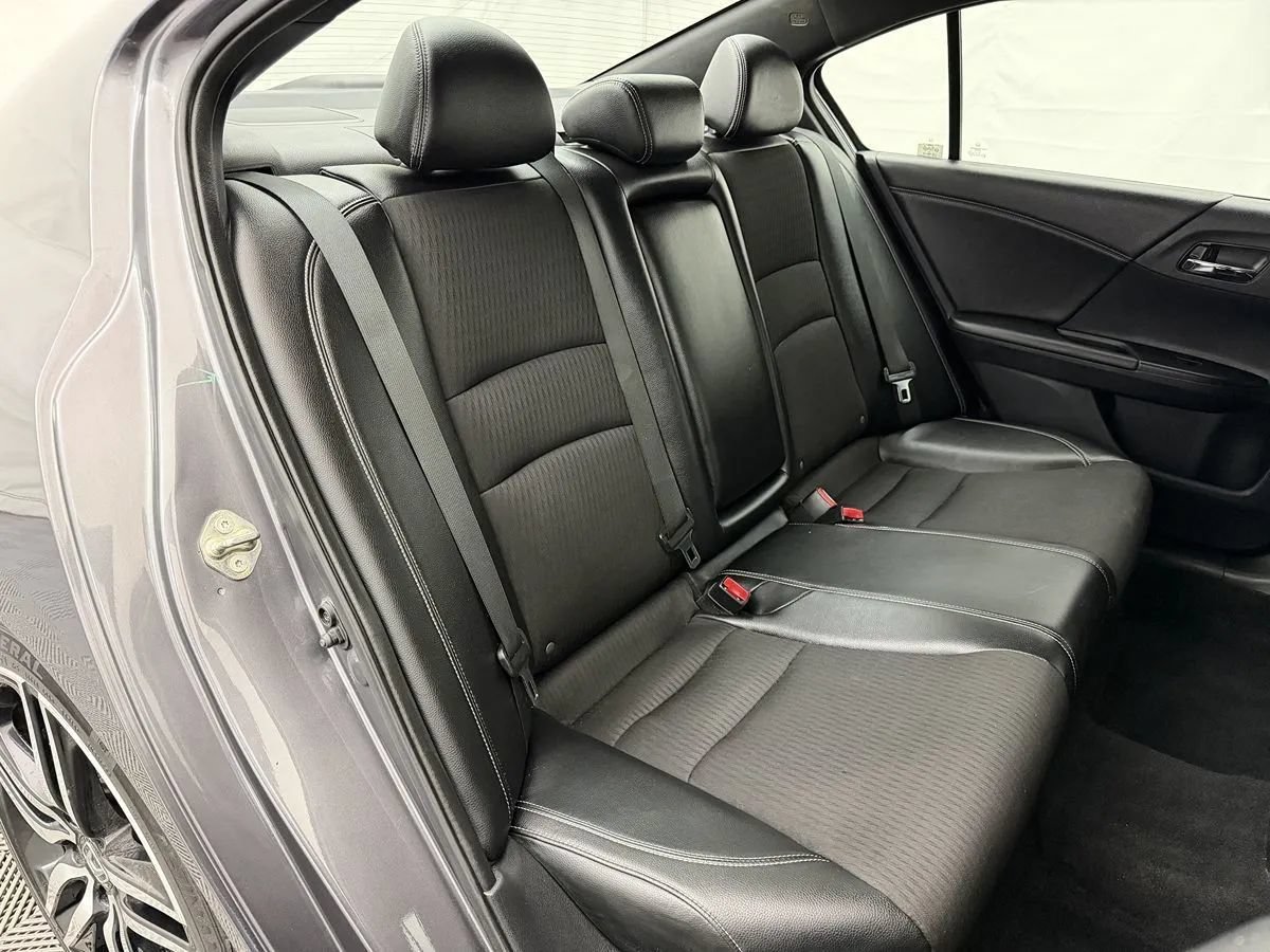 Used 2016 Honda Accord Sport image 19