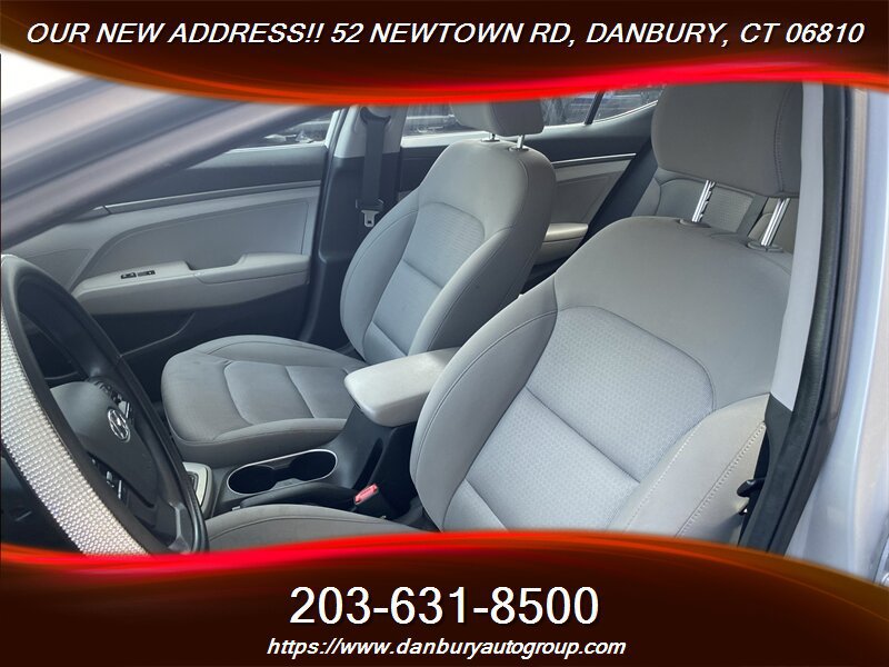 Used 2018 Hyundai Elantra SE FWD image 12