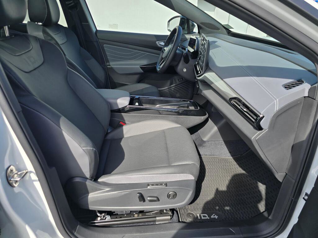 New 2026 Volkswagen ID.4 Pro S AWD/4WD image 40
