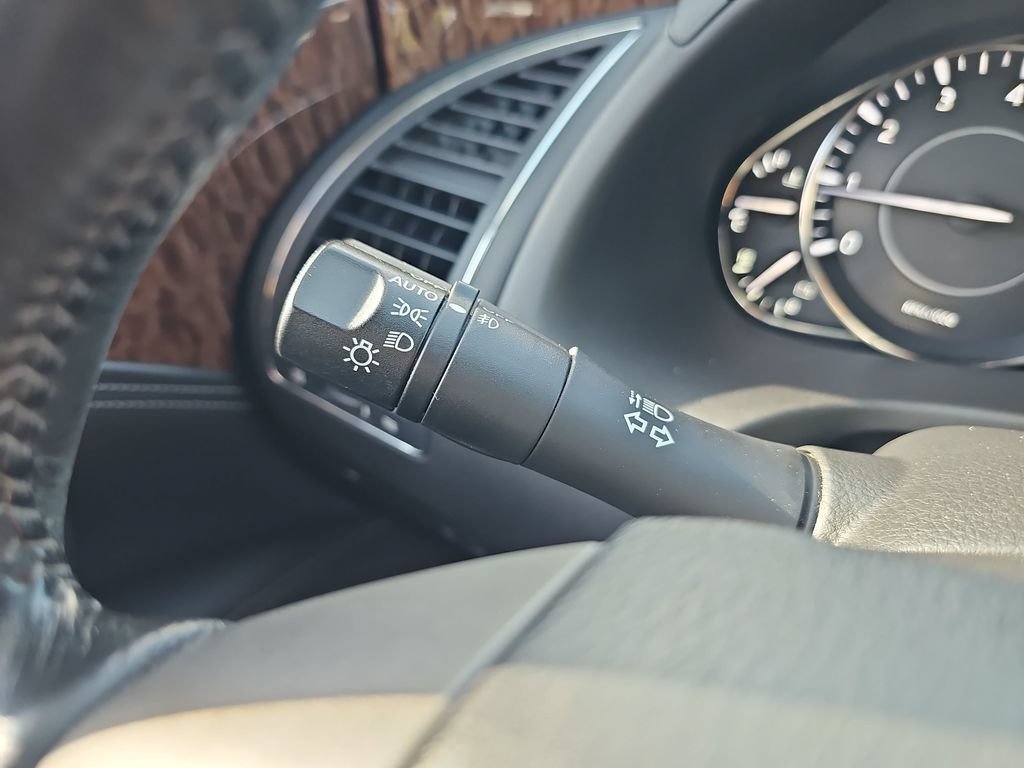 Used 2020 Nissan Armada SL w/ Premium Package RWD image 36