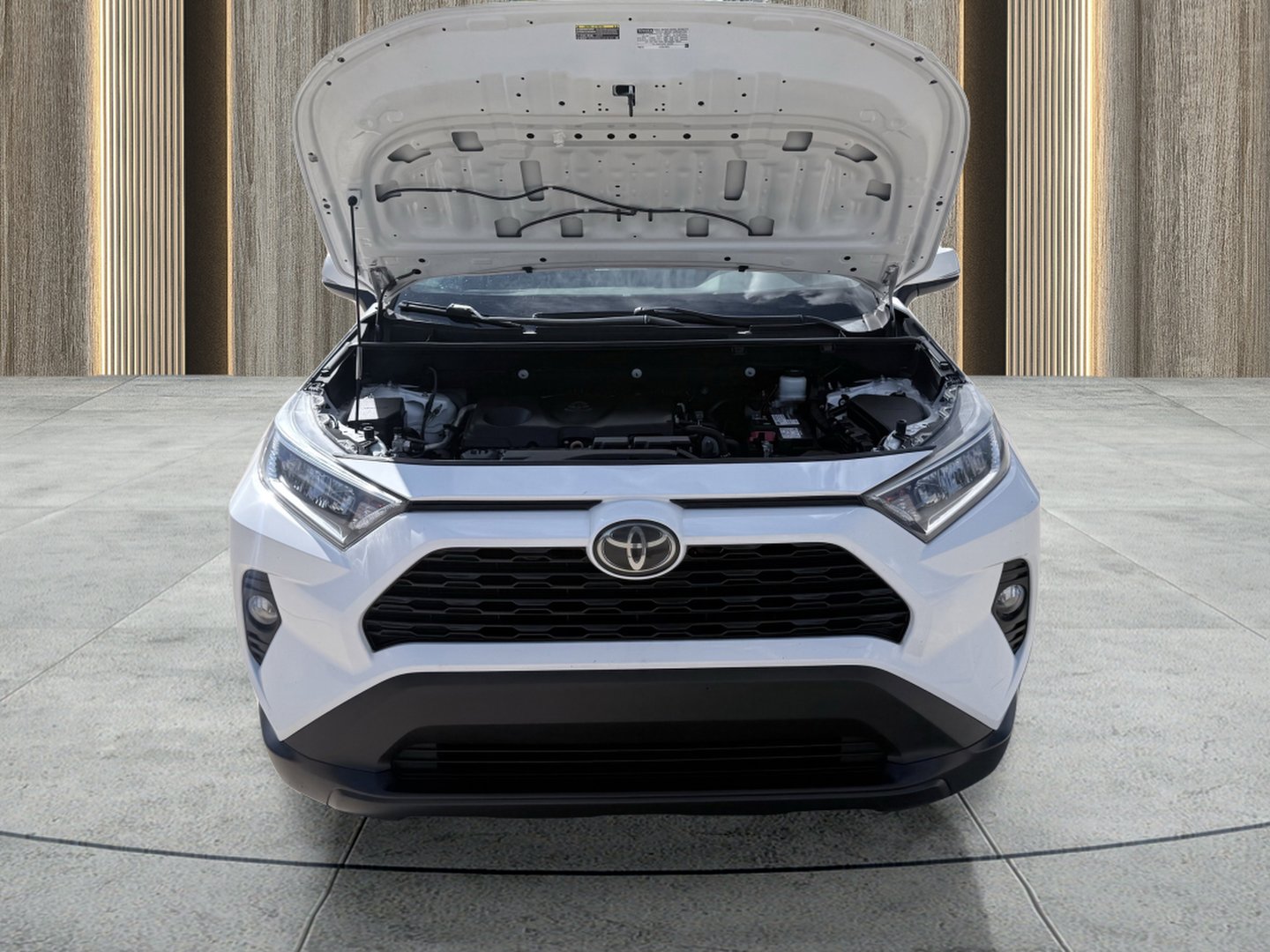 Used 2019 Toyota RAV4 XLE Premium image 19
