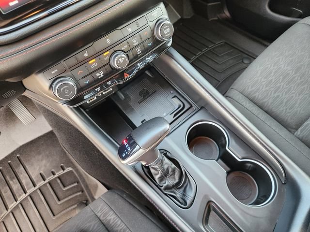 Used 2023 Dodge Durango R/T w/ Blacktop Package RWD image 19