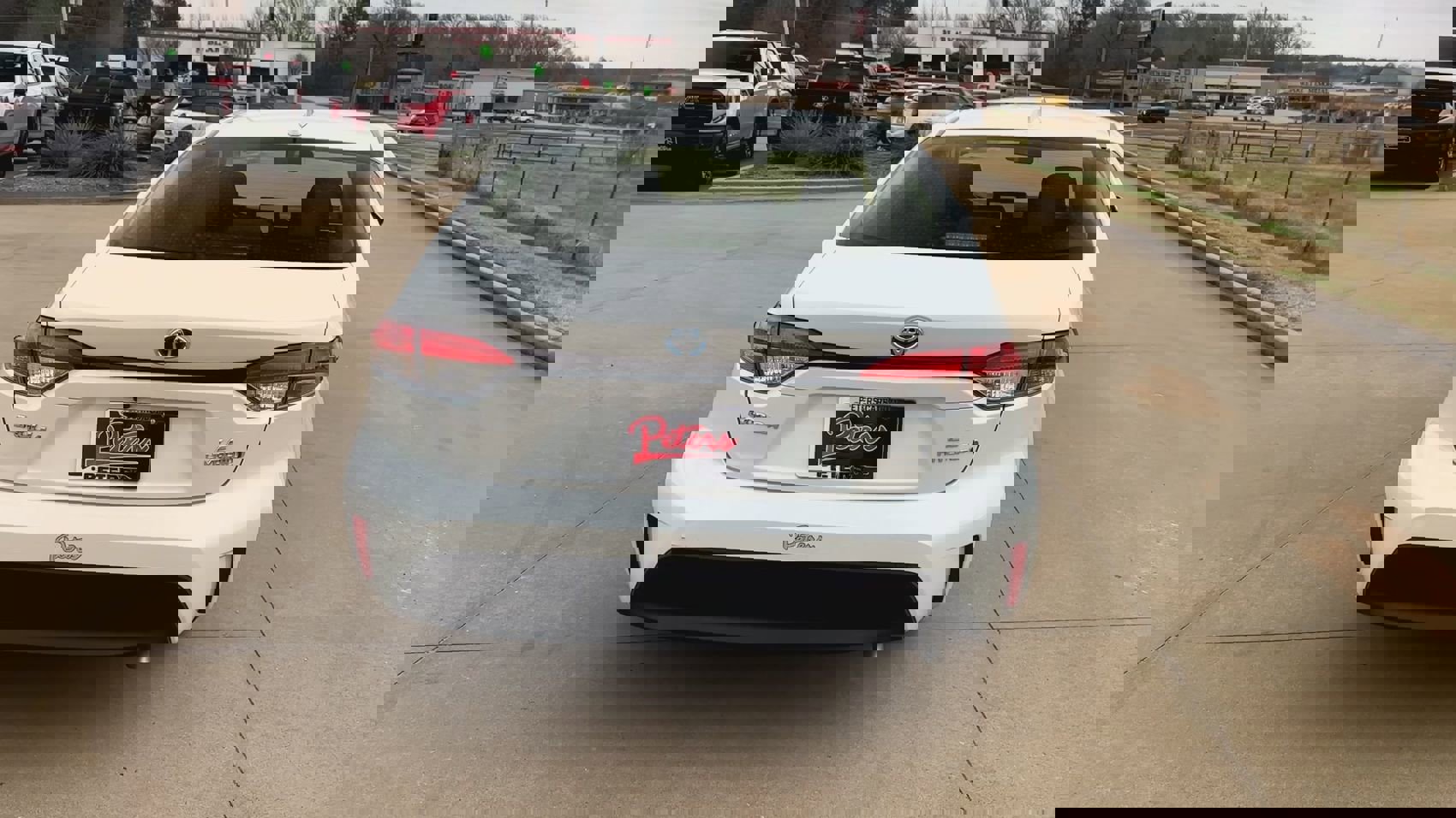 Used 2024 Toyota Corolla LE image 8