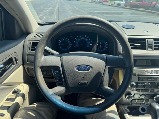 Used 2011 Ford Fusion S image 12