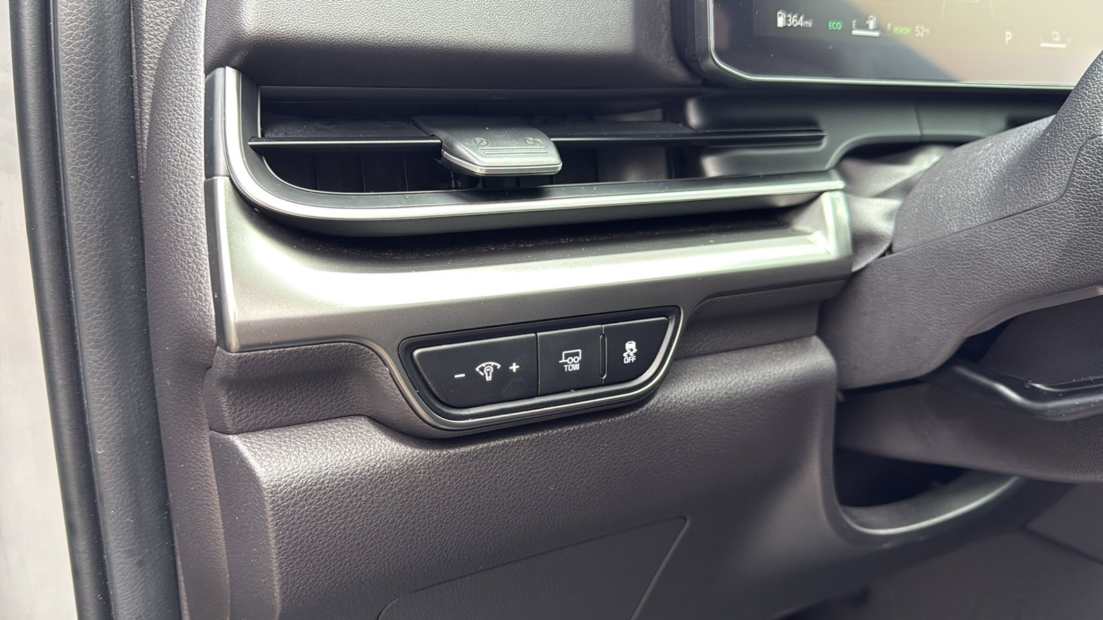 Used 2025 Kia Carnival SX Prestige image 13