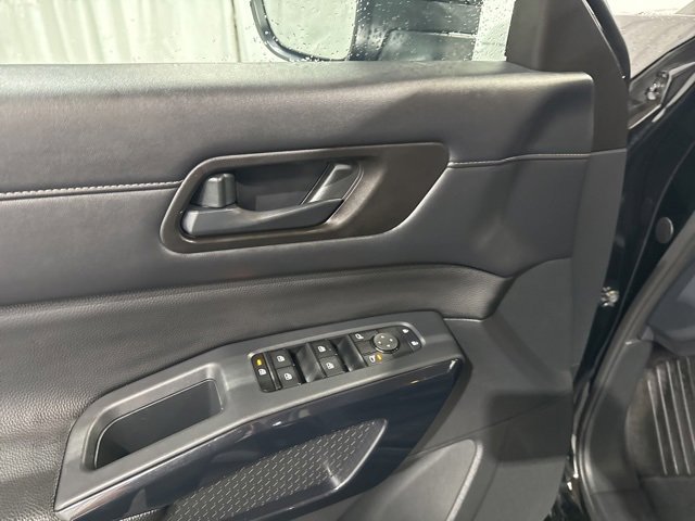 Certified 2024 Nissan Pathfinder S image 17