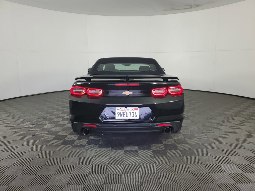 Used 2023 Chevrolet Camaro LT RWD image 5