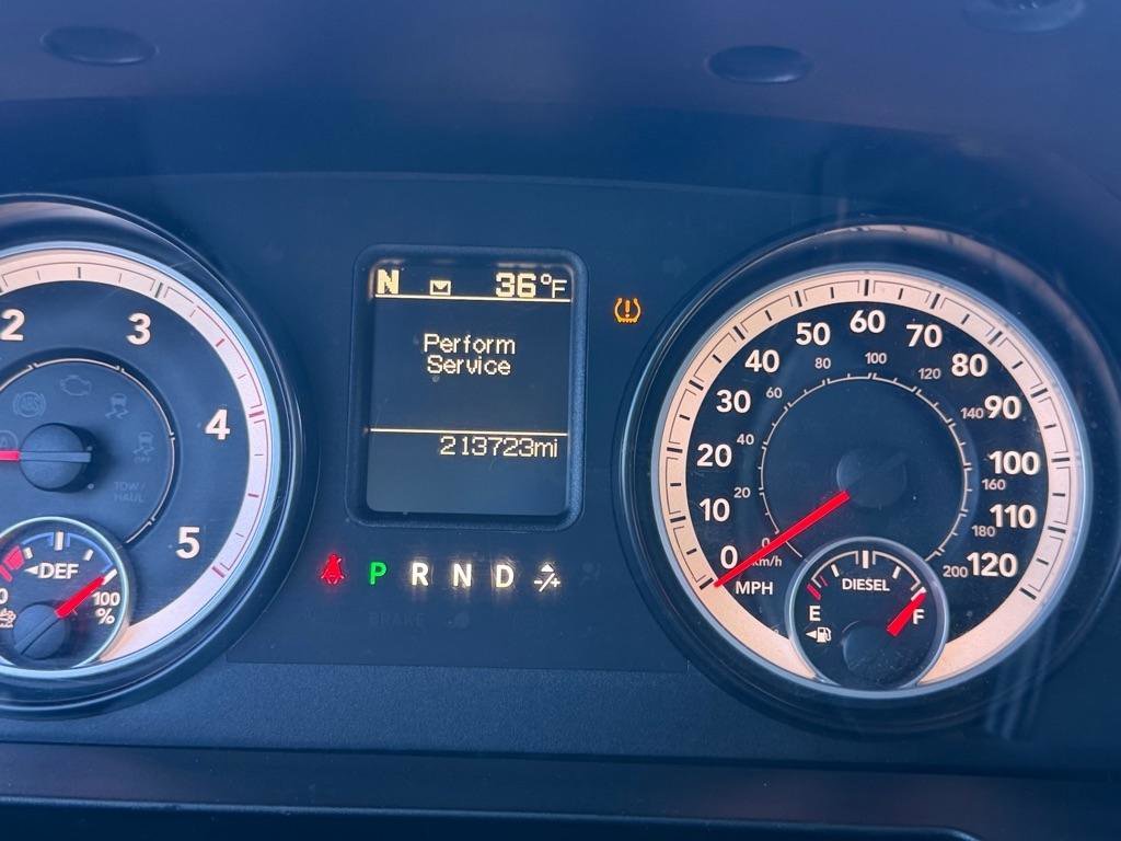 Used 2014 RAM 2500 SLT image 33