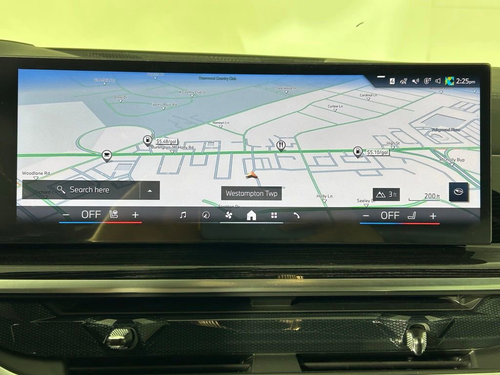 Used 2026 BMW X7 xDrive40i AWD/4WD image 25