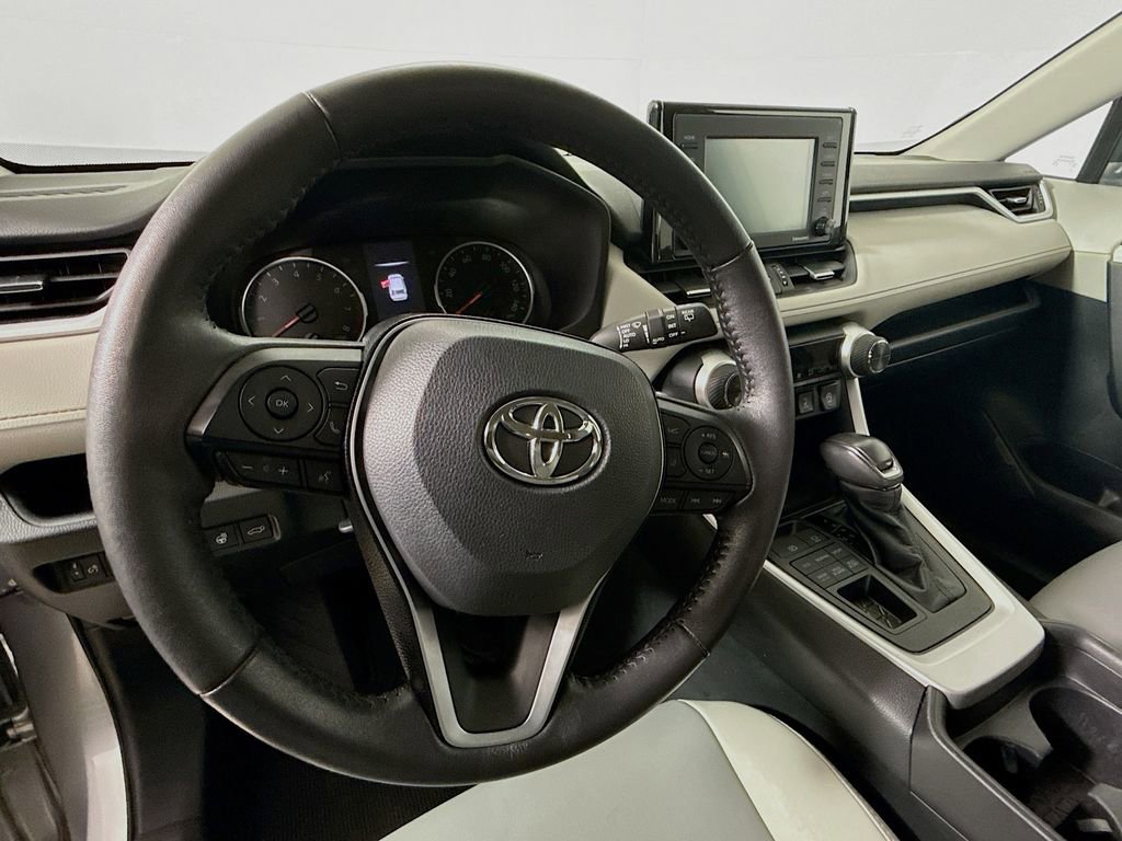 Certified 2021 Toyota RAV4 XLE Premium AWD/4WD image 12