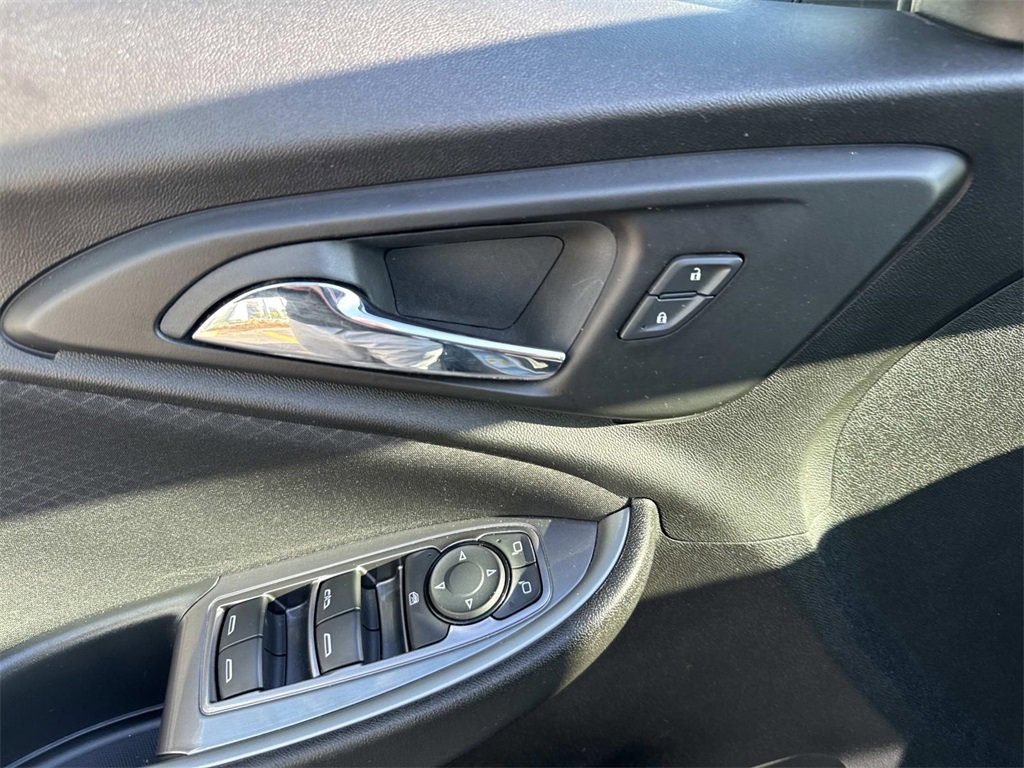 Used 2024 Chevrolet Malibu LT image 21