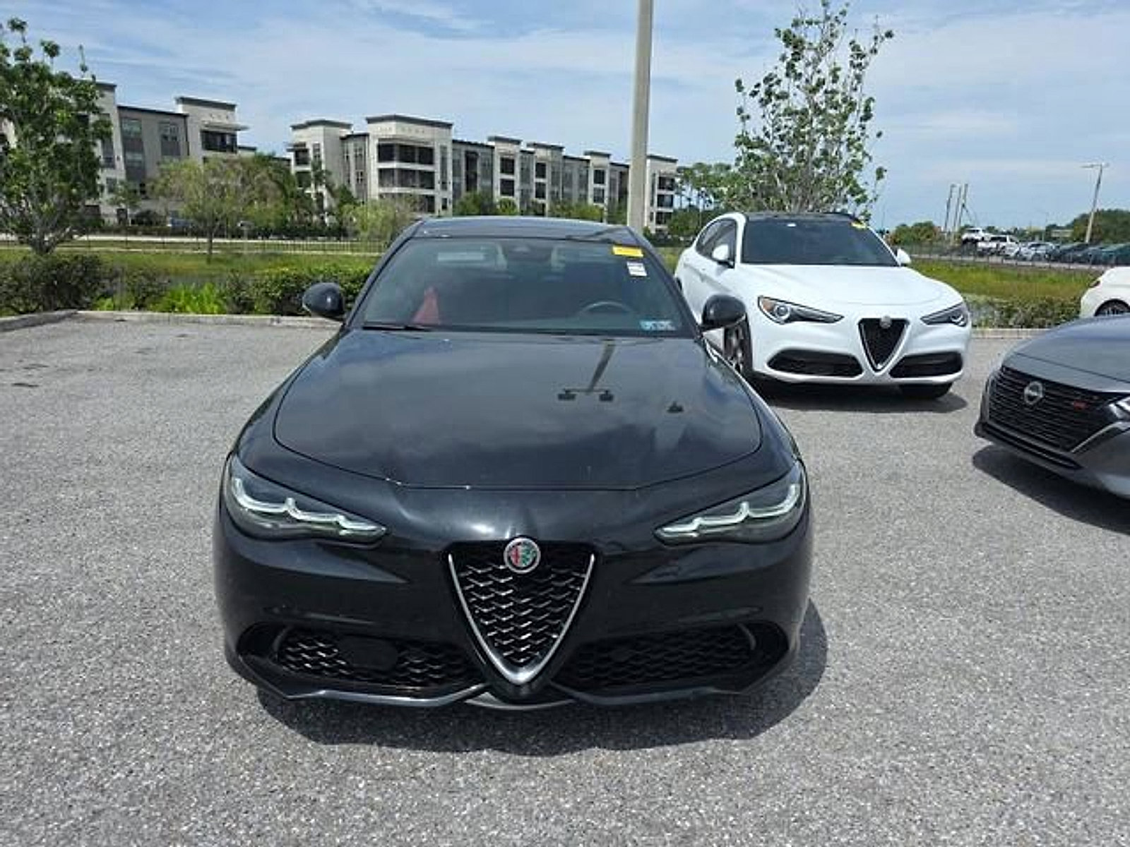 Used 2024 Alfa Romeo Giulia Ti w/ Performance Driving Package AWD/4WD image 2