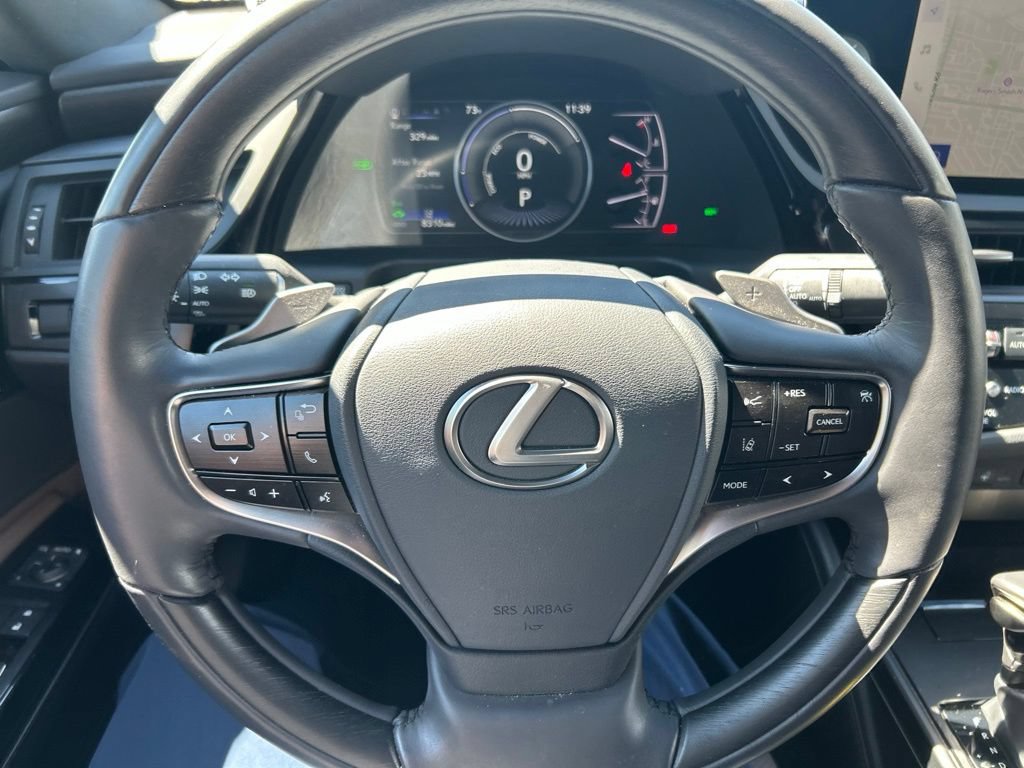Used 2024 Lexus ES 300h w/ Accessory Package (Z1) FWD image 2