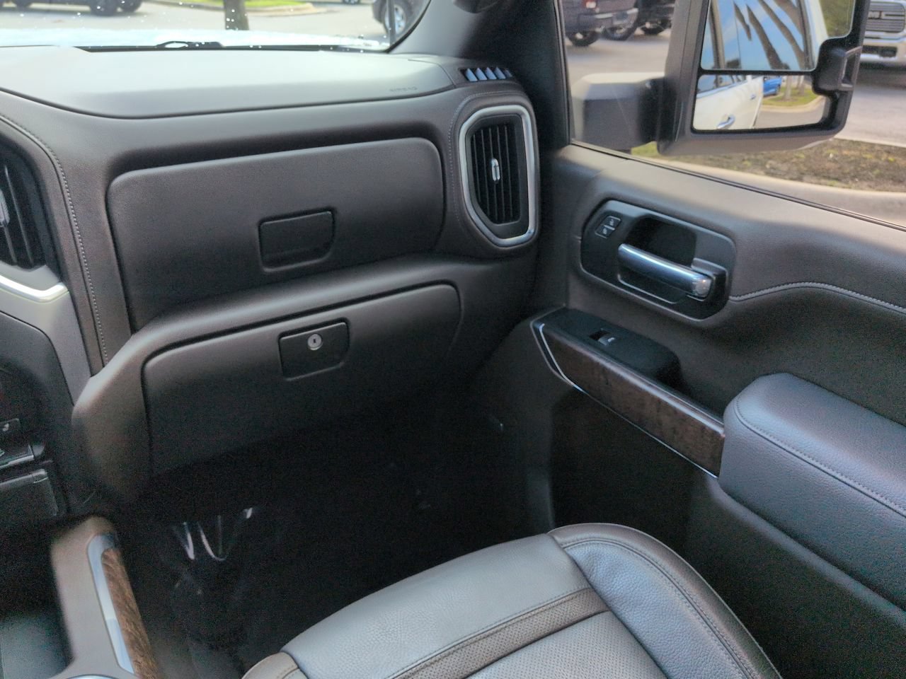 Used 2020 GMC Sierra 2500 Denali w/ Denali Ultimate Package AWD/4WD image 16