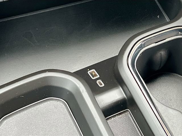 Used 2024 GMC Sierra 2500 AT4 image 20