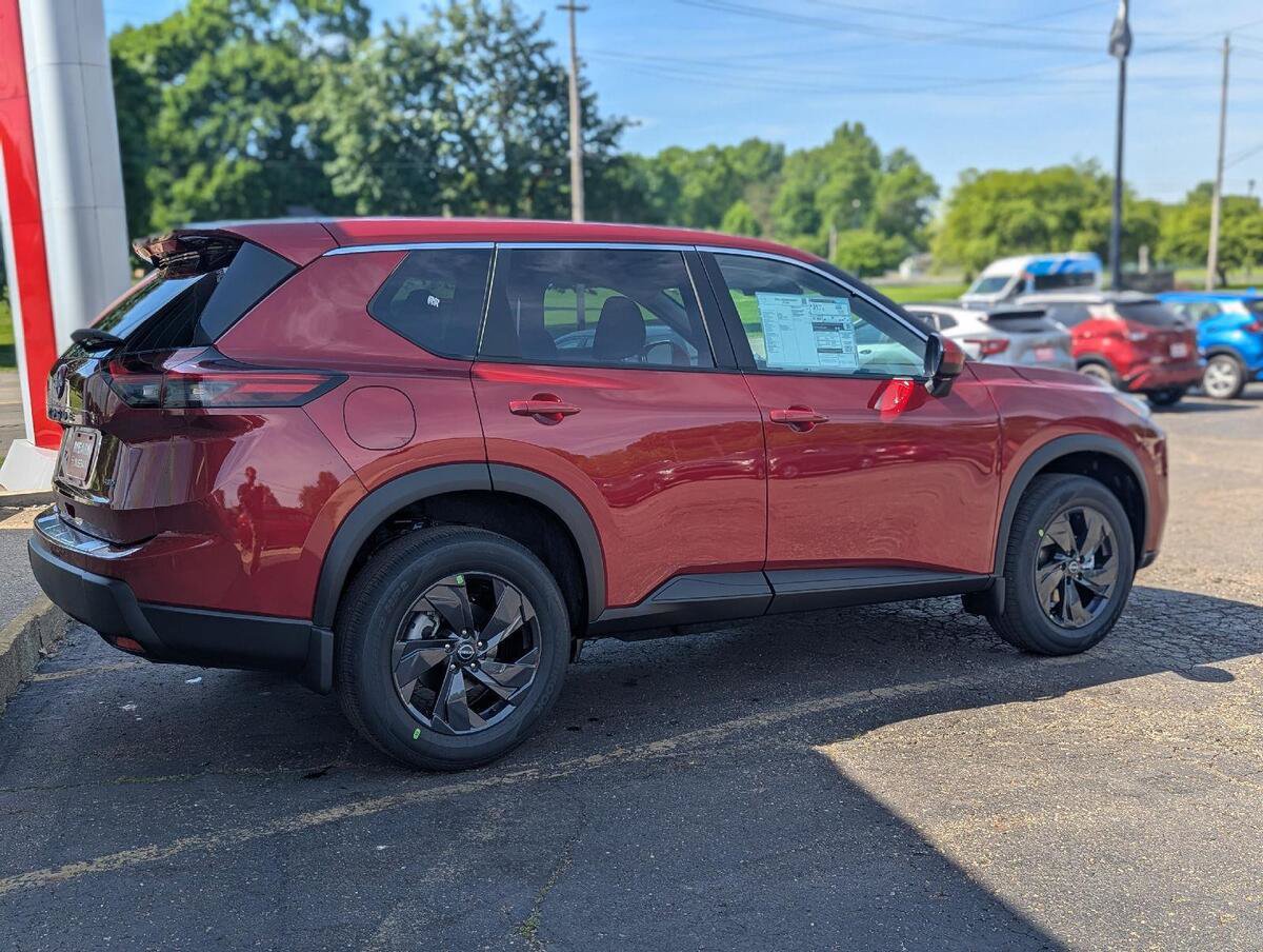 New 2026 Nissan Rogue SV AWD/4WD image 5