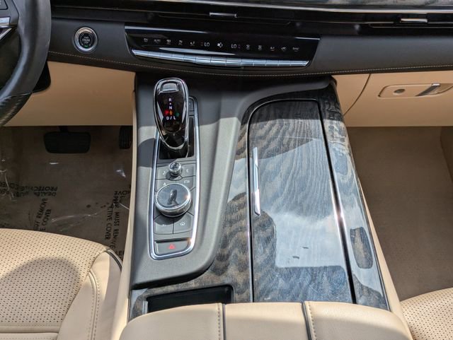 Used 2023 Cadillac Escalade Premium Luxury w/ Performance Package AWD/4WD image 20