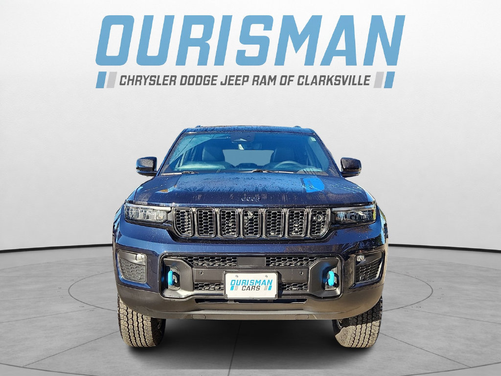 Used 2024 Jeep Grand Cherokee Trailhawk w/ Advanced Protech Group II AWD/4WD image 2