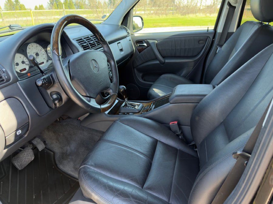 Used 2003 Mercedes-Benz ML 55 AMG 4MATIC image 16