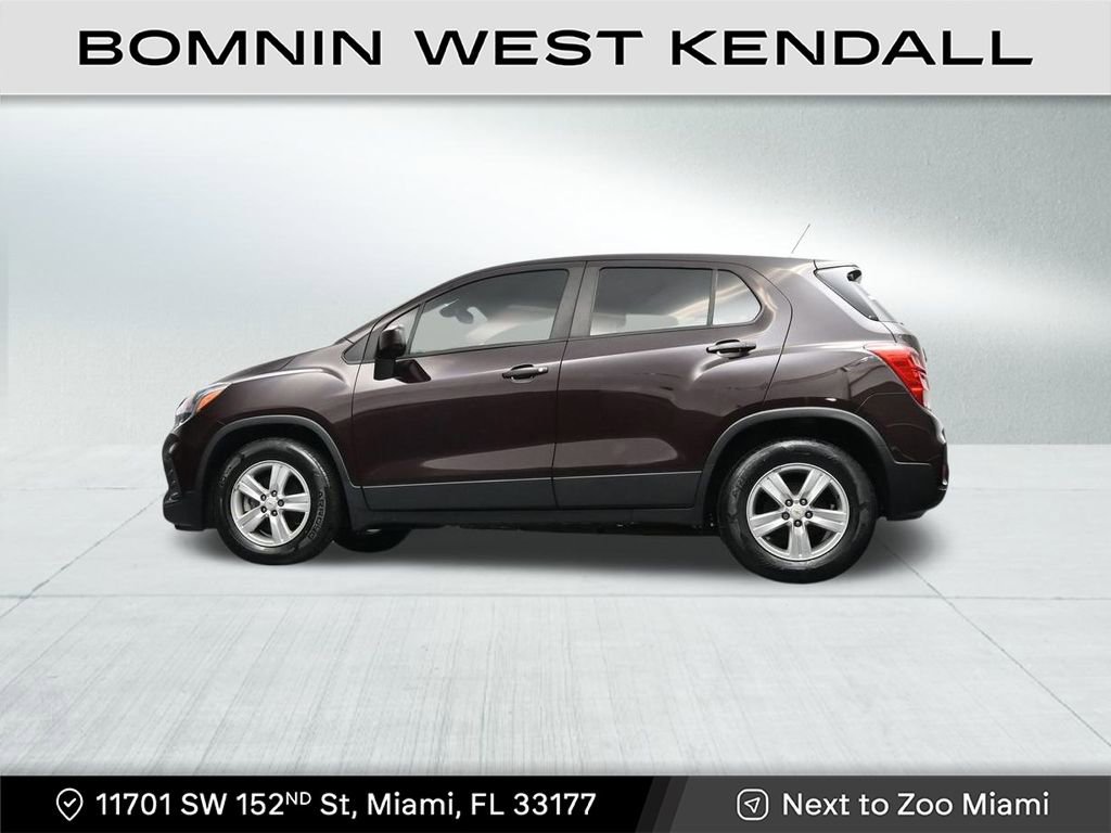 Used 2021 Chevrolet Trax LS image 21