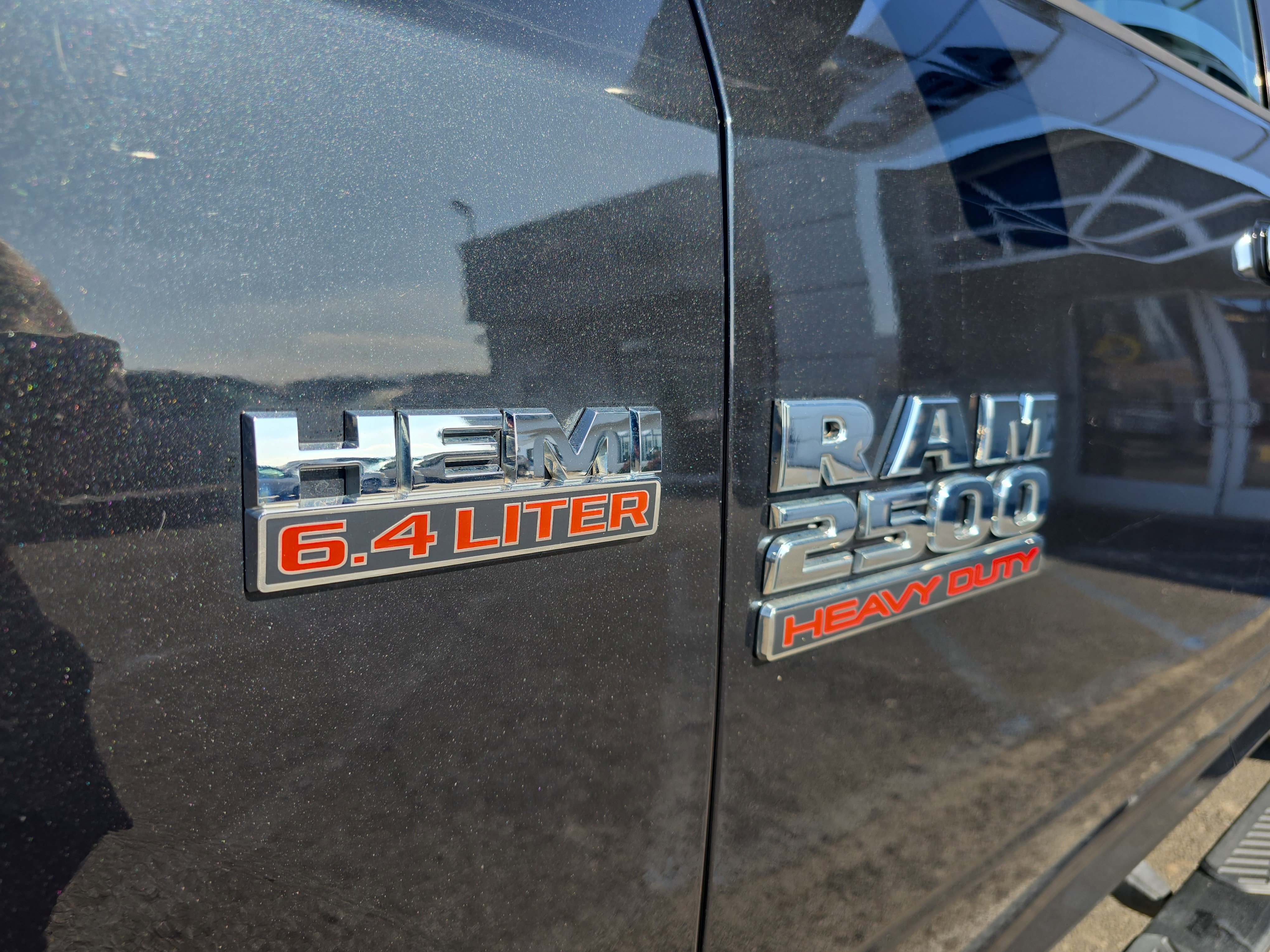 Used 2017 RAM 2500 SLT w/ Snow Chief Group image 12