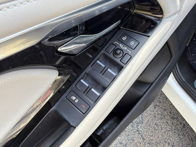 Used 2023 Land Rover Range Rover Evoque R-Dynamic SE AWD/4WD image 23