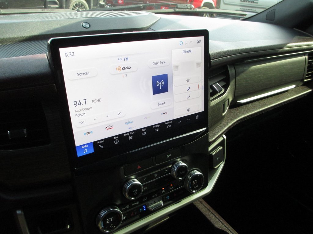 Used 2022 Ford Expedition Max Limited image 29