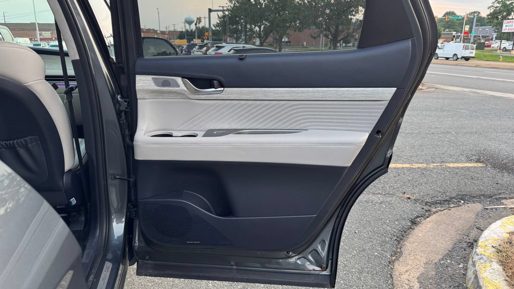 Used 2023 Hyundai Palisade Calligraphy AWD/4WD image 19