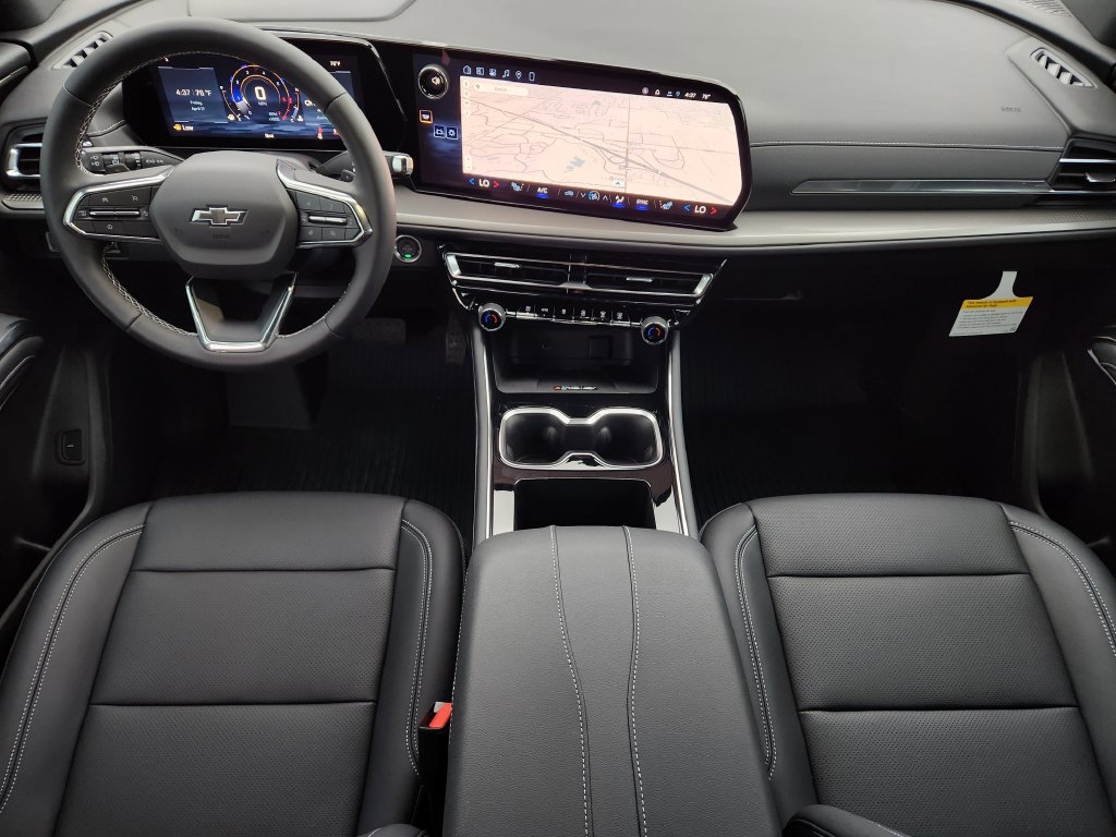 New 2026 Chevrolet Traverse LT w/ Midnight/Sport Edition FWD image 19