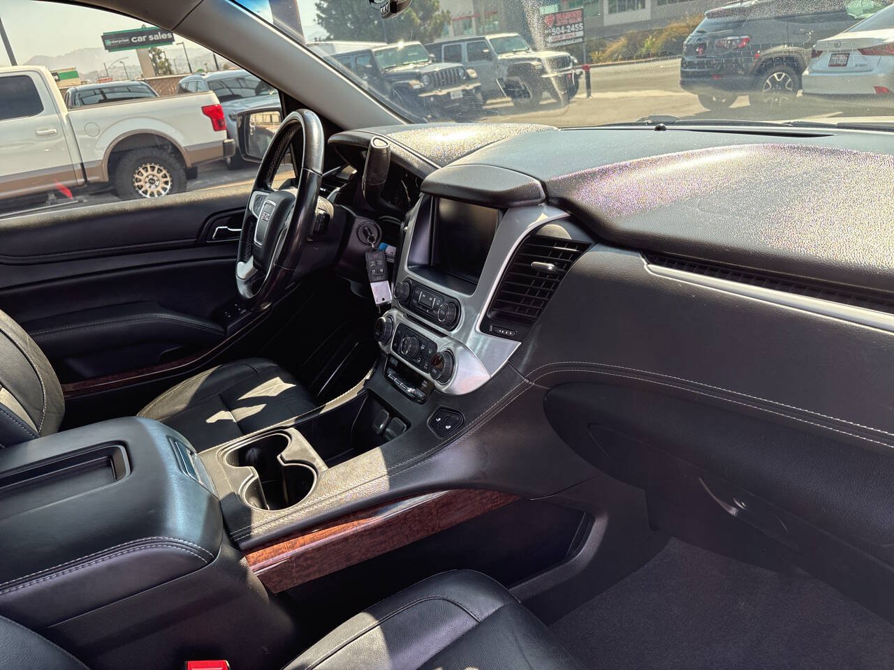 Used 2019 GMC Yukon XL SLT w/ HD Trailering Package RWD image 31