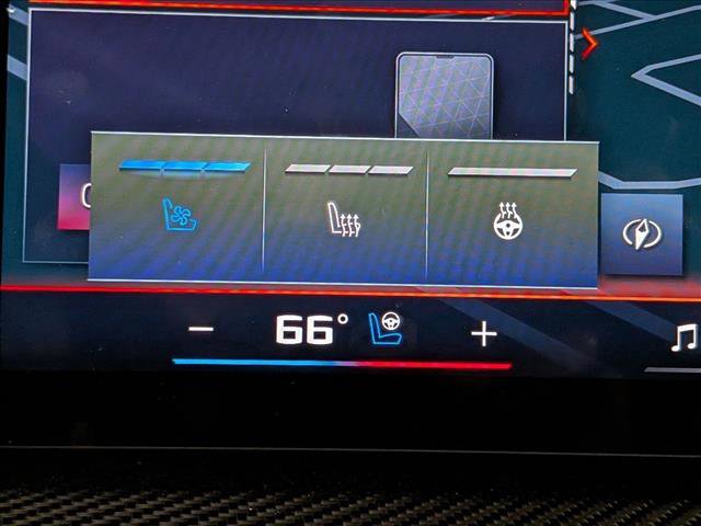 New 2025 BMW X7 M60i w/ Climate Comfort Package image 26