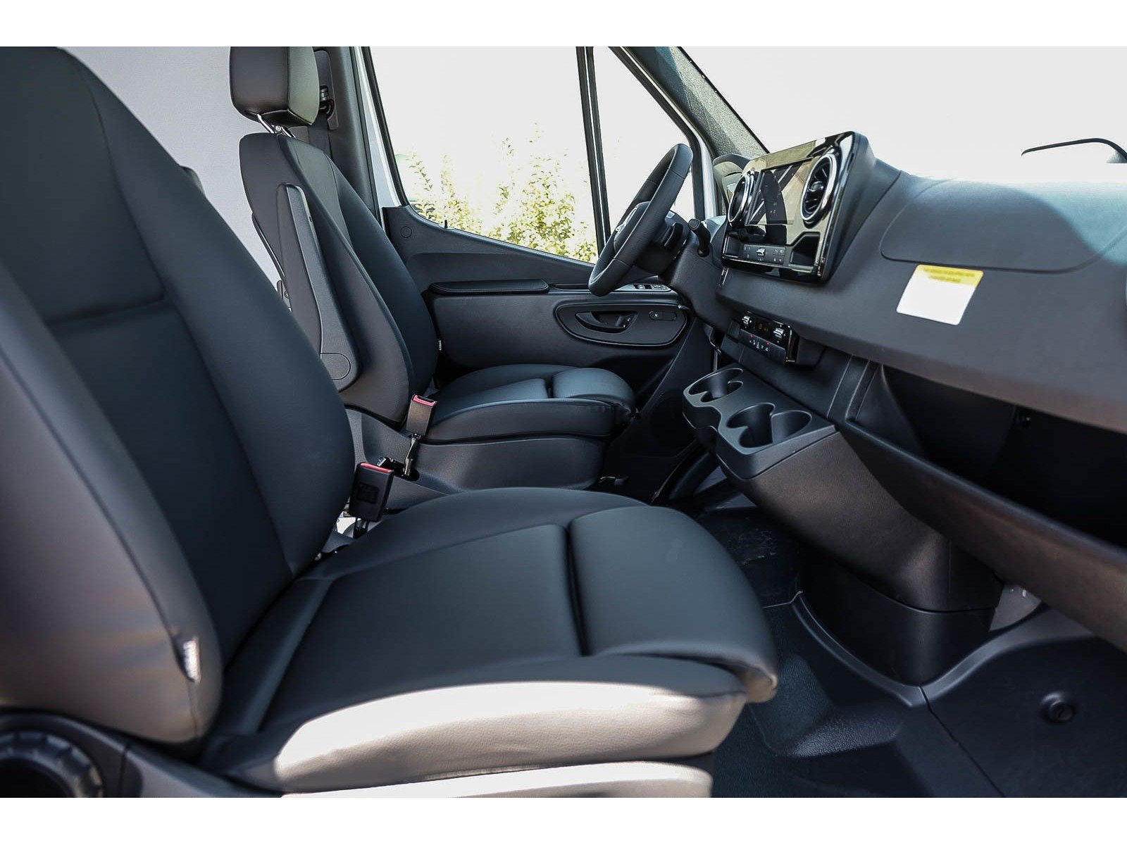 New 2026 Mercedes-Benz Sprinter 2500 image 17