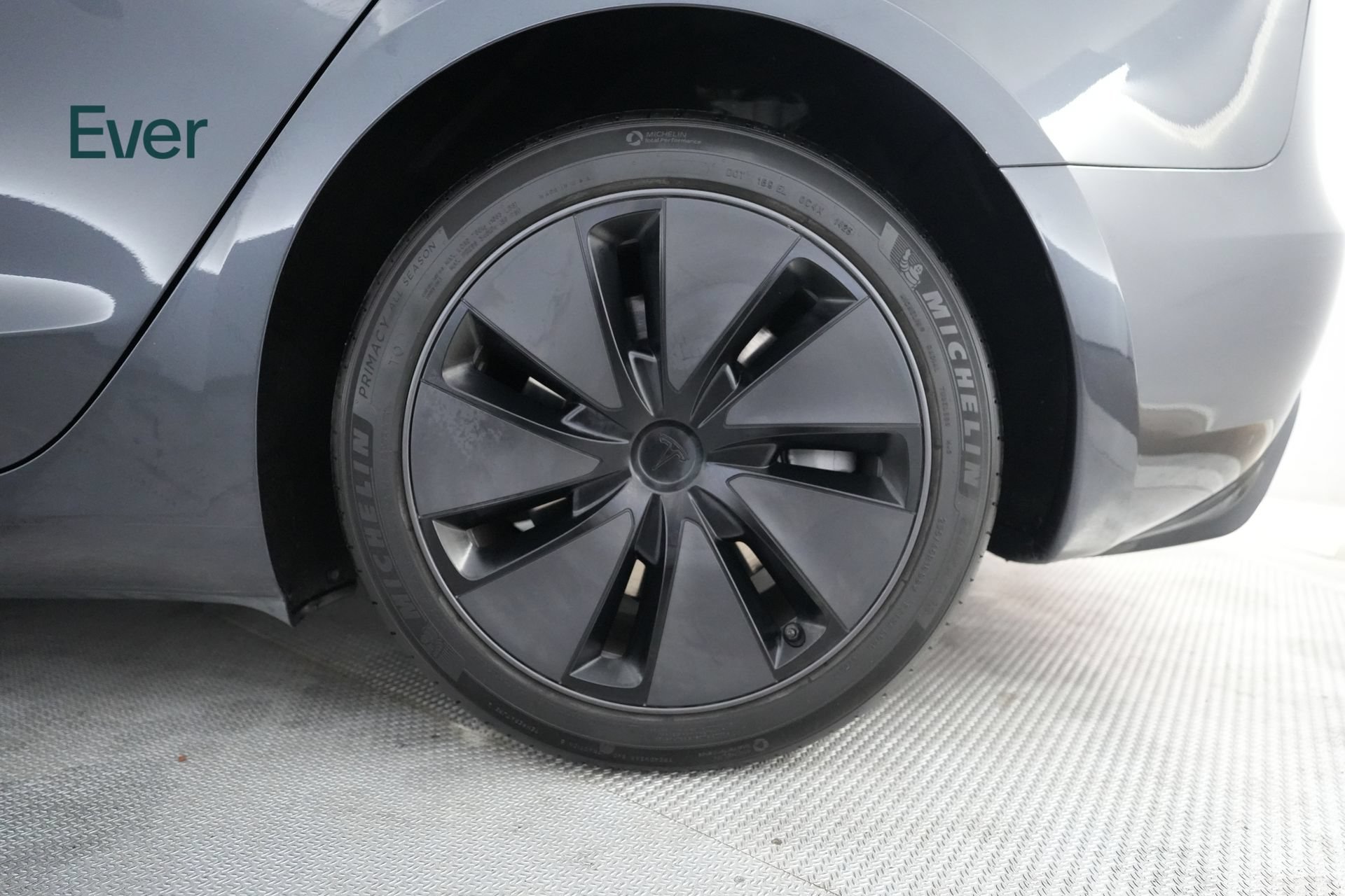 Used 2025 Tesla Model 3 Long Range RWD image 9
