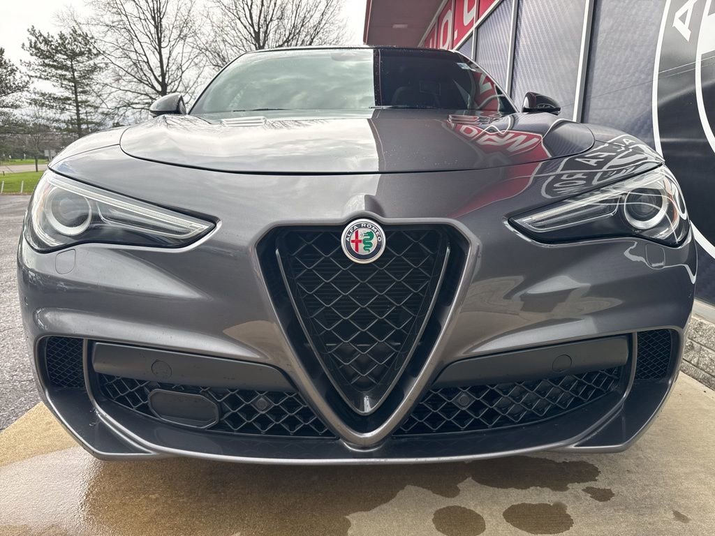 Used 2019 Alfa Romeo Stelvio Quadrifoglio w/ Driver Assist Dynamic Package image 8
