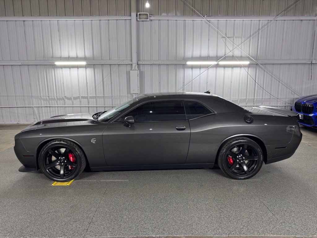 Used 2019 Dodge Challenger SRT Hellcat w/ Alcantara Appearance Package RWD image 19