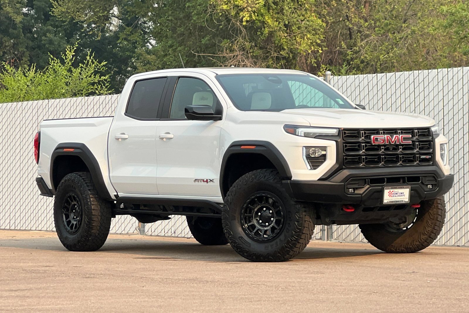 Used 2024 GMC Canyon AT4X w/ AT4X AEV Edition AWD/4WD image 2