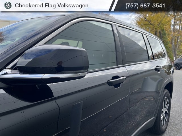 Used 2024 Jeep Grand Cherokee L Limited w/ Trailer Tow Package image 11