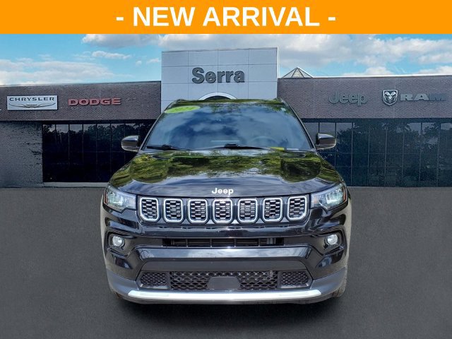 Used 2024 Jeep Compass Limited AWD/4WD image 2