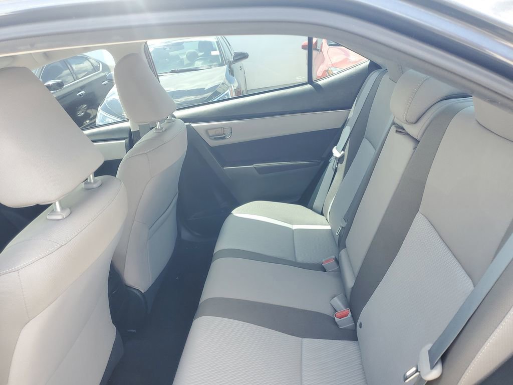 Used 2017 Toyota Corolla LE FWD image 9