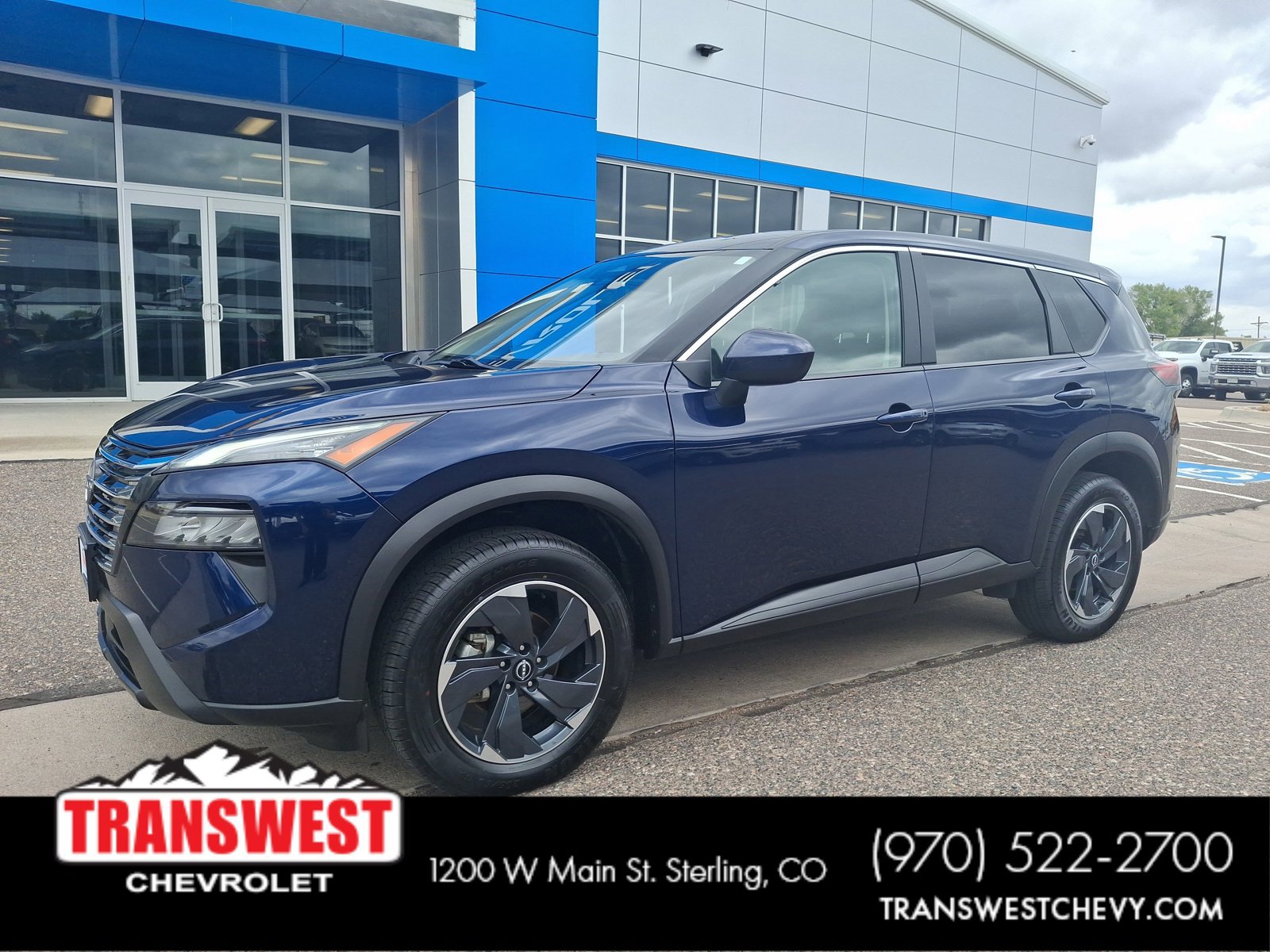 Used 2024 Nissan Rogue SV AWD/4WD image 1