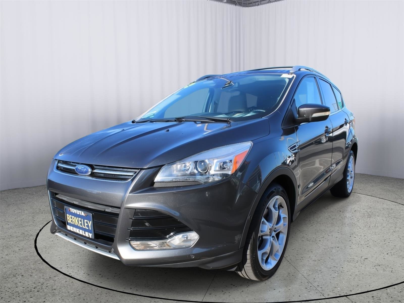 Used 2015 Ford Escape Titanium w/ Equipment Group 301A image 4