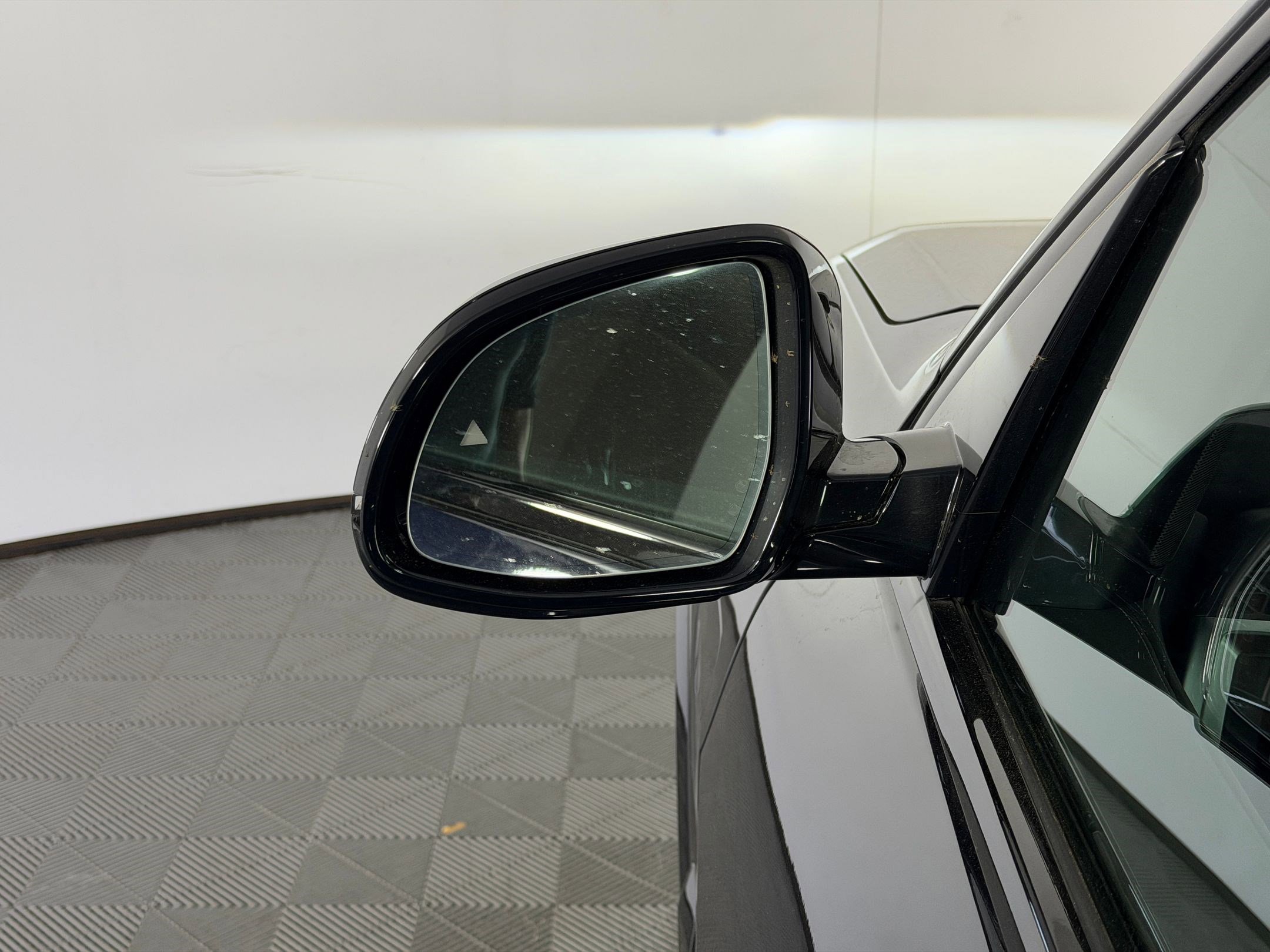 New 2026 BMW X5 xDrive50e w/ Executive Package image 22