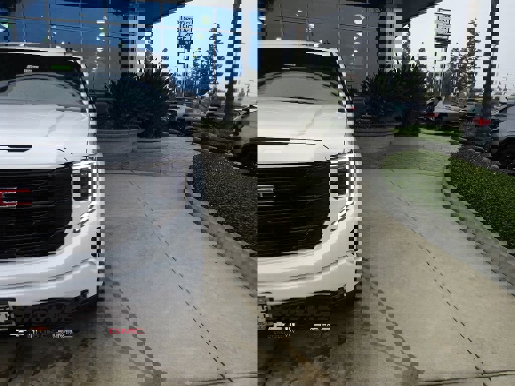 New 2026 GMC Sierra 1500 Elevation image 32