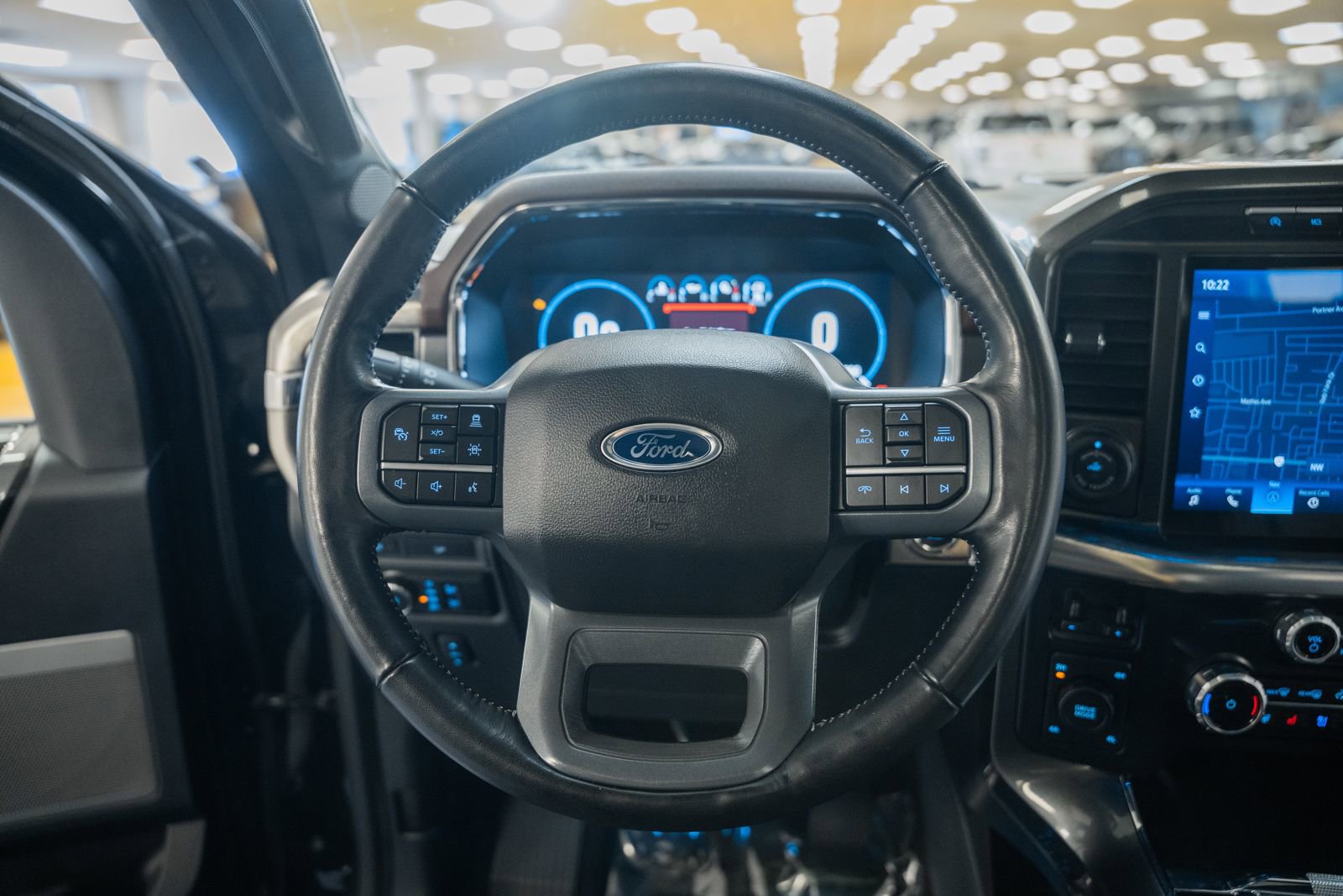 Certified 2023 Ford F150 Lariat w/ Equipment Group 502A High image 34