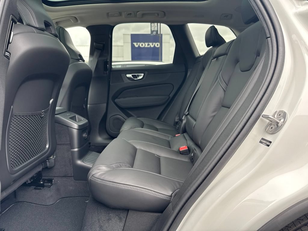 New 2026 Volvo XC60 T8 Ultra w/ Protection Package Premier AWD/4WD image 5