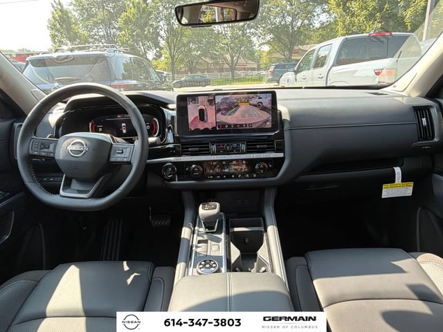 New 2026 Nissan Pathfinder SL w/ SL Premium Package AWD/4WD image 16