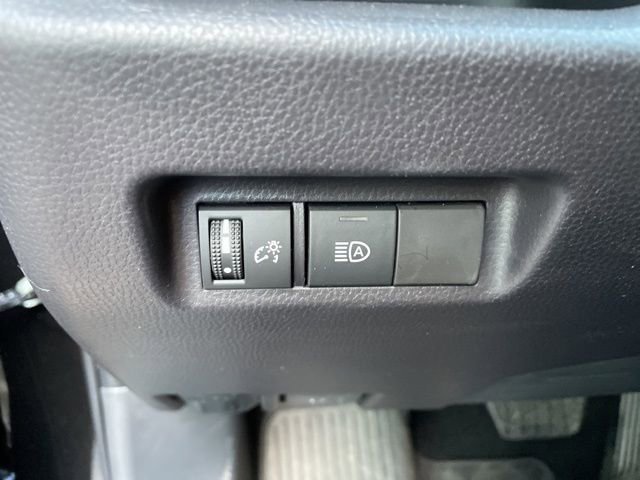 Used 2025 Toyota RAV4 LE image 16