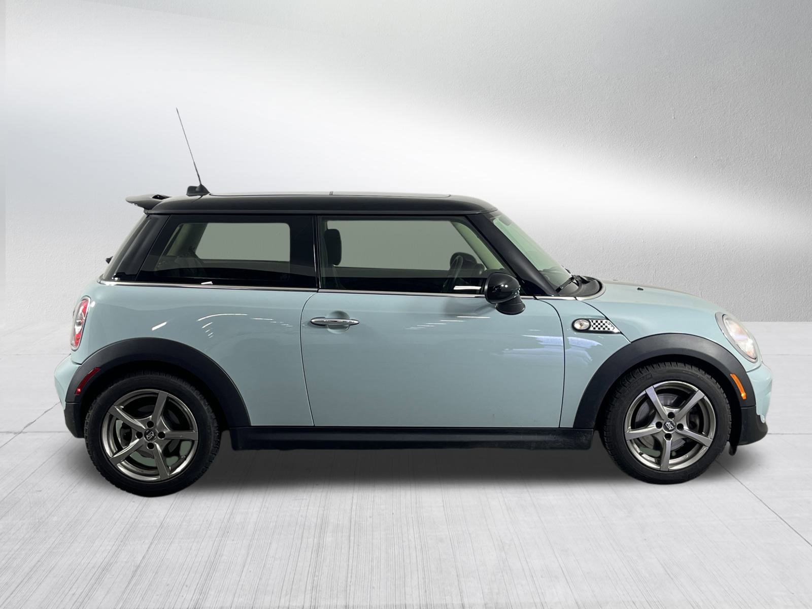 Used 2013 MINI Cooper S image 8