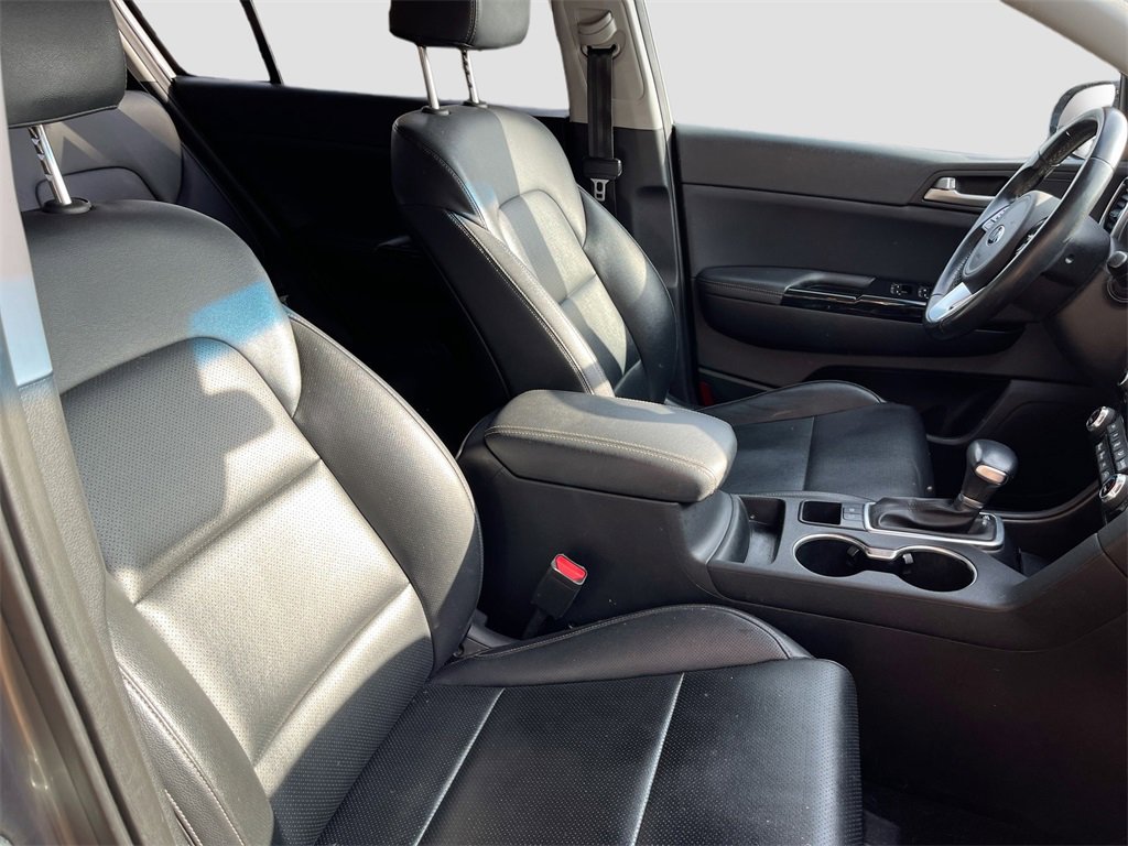 Used 2021 Kia Sportage EX image 26