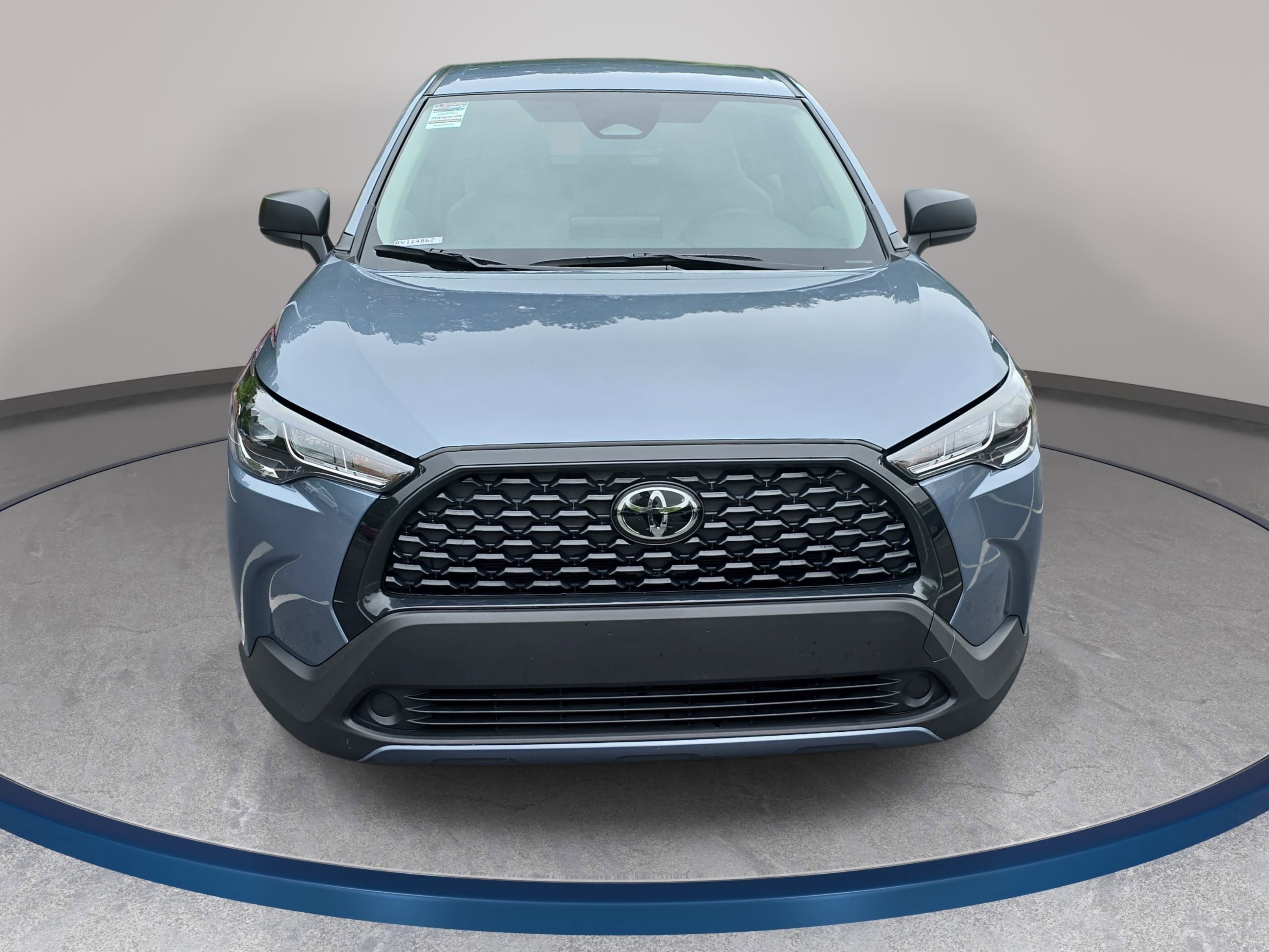 Used 2024 Toyota Corolla Cross L FWD image 2